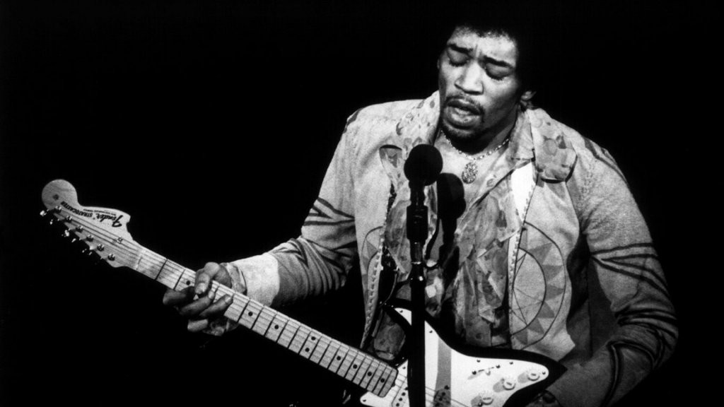 Jimi Hendrix: tra genio e distruzione (FOTO)