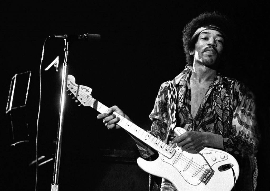 Jimi Hendrix: tra genio e distruzione (FOTO)