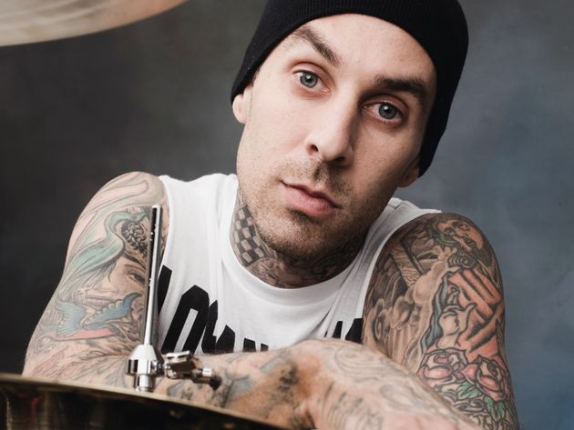 Travis Barker: "Suonerò finchè non vomito o muoio" (FOTO)