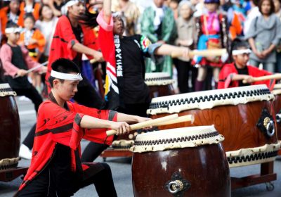 La storia dei tamburi giapponesi taiko: forza e ritualità