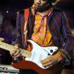 Jimi Hendrix a Woodstock: l’inno americano che sconvolse il mondo
