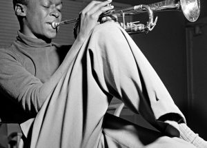 Miles Davis e il disco “Kind of Blue”: la nascita del cool jazz