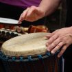 La storia dei tamburi africani djembe e talking drum